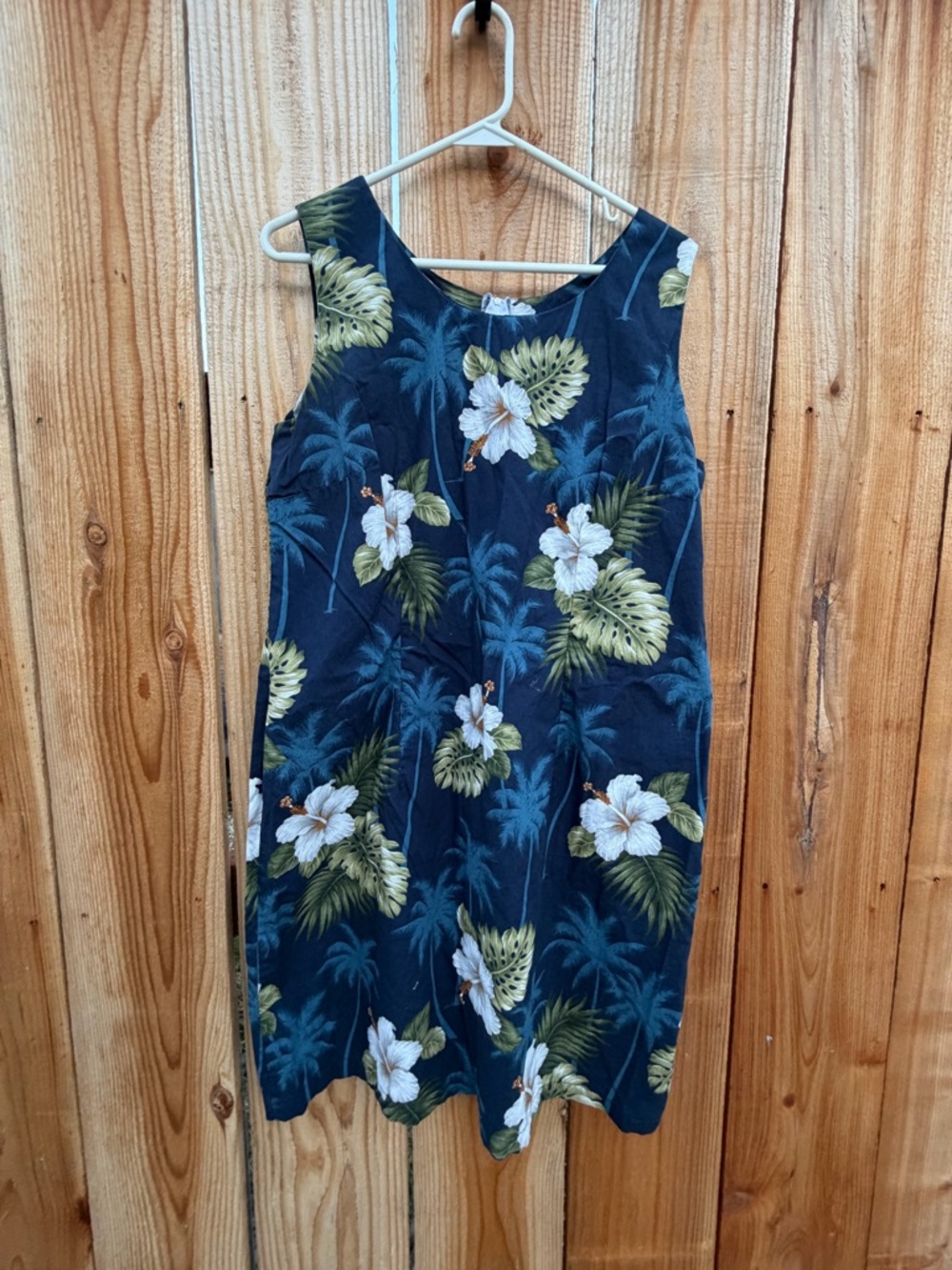 Pacific Legend Apparel Short Sleeveless Navy Hawaiian Dress - Picture 4 of 10